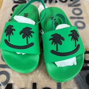 NWT Molo Zhappy Green Bee Sandals size 23/24